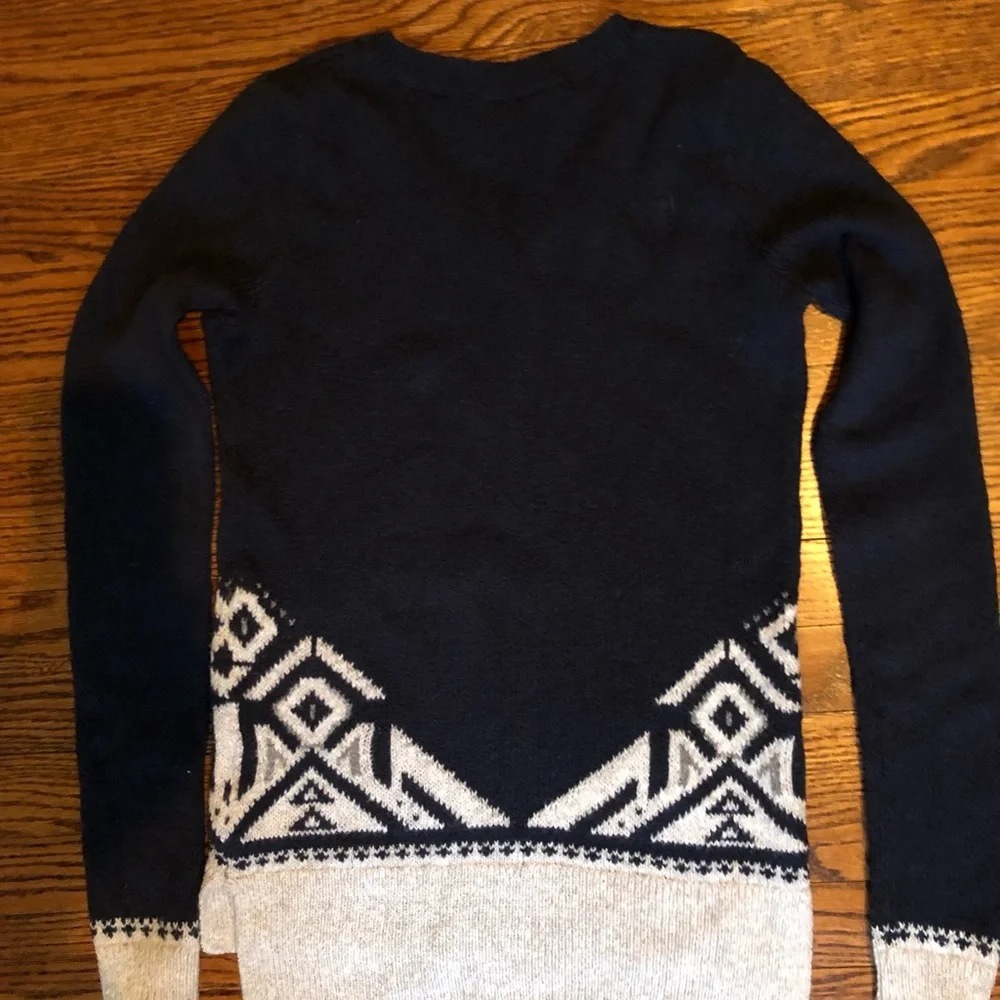 Hollister sweater women’s size XS